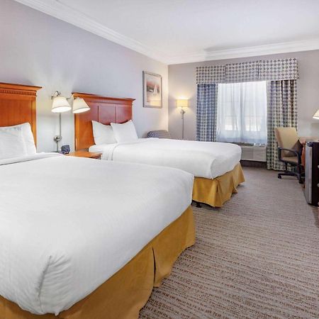 Altavista Days Inn By Wyndham Alta Vista מראה חיצוני תמונה